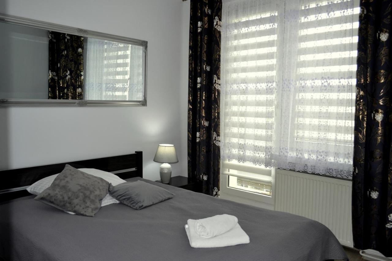 Hotel Piast Nysa Eksteriør billede